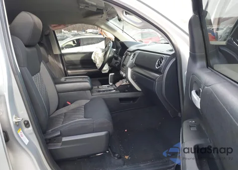 2019 Toyota Tundra Sr5 5.7L V8 z USA, uszkodzony, nr VIN 5TFDY5F1XKX838022